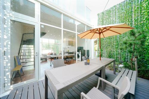 Katasekaigan House | ⁂ビーチからすぐ!開放的な一軒家で家族や友人と湘南を満喫!新江ノ島水族館まで徒歩で約6分⁂
