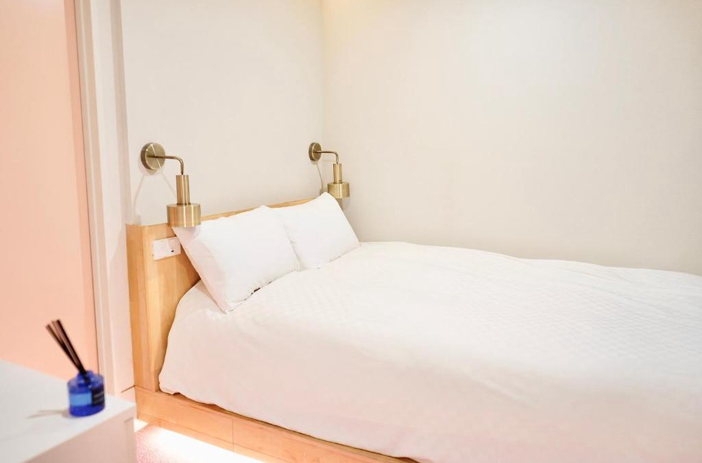 Yushima Hotel | 东京上野超级中心 设计师房间Yaoa 上野公园3分钟 车站1分钟 超级繁华 免费wifi 戴森吹风