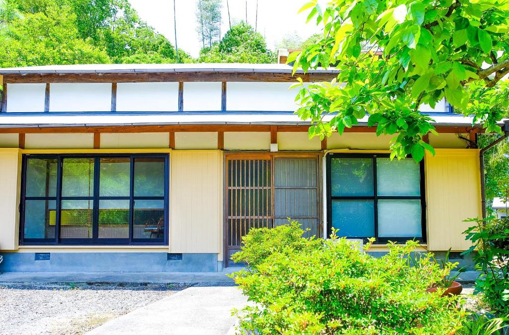 Hata-gun Apartment | 四万十川まで歩いて行ける 一棟まるっと貸し切りの宿 gu