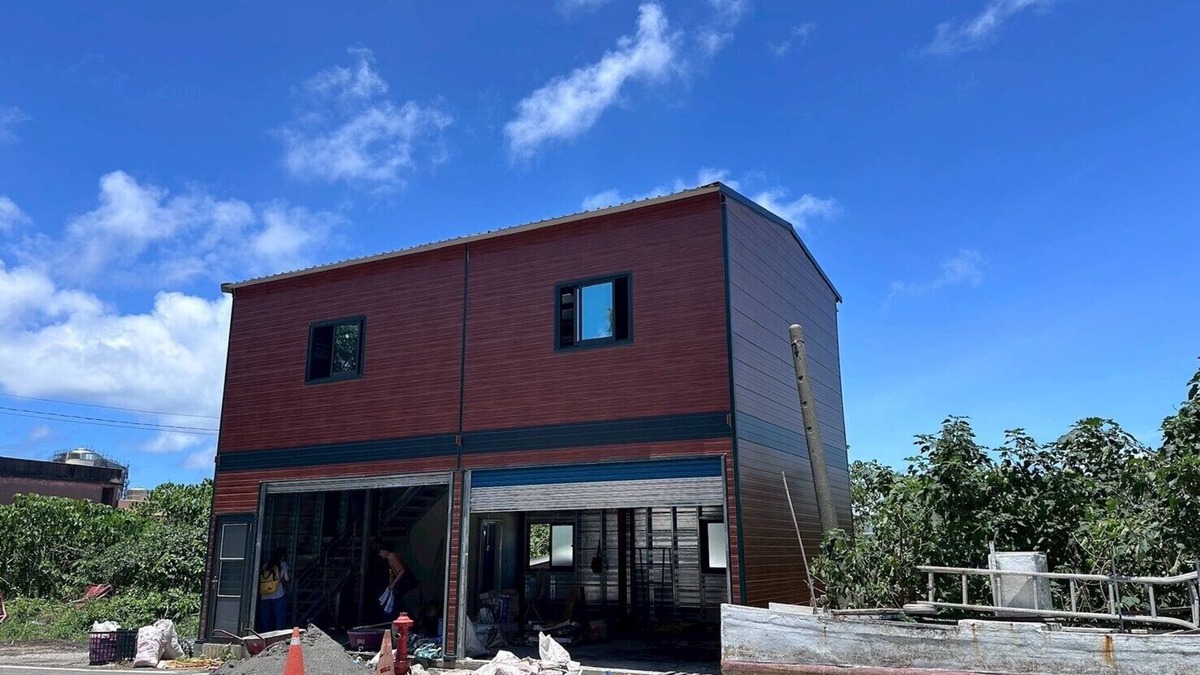 Xiaoliuqiu Ski Chalet | 在地美食餐廳樓上，自在舒適的小屋!