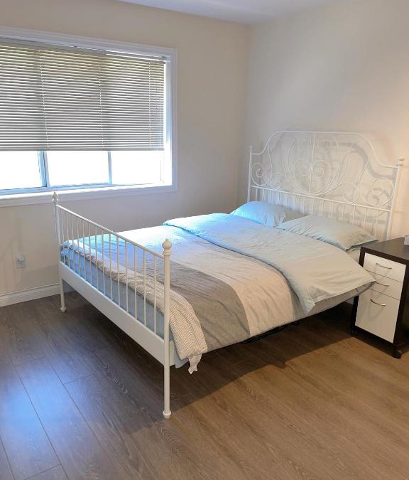 Steveston House | 小七旅馆