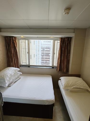Mong Kok House | 旺角核心 步行3-5分钟到地铁 1-3人温馨房 免费高速WiFi Mong Kok Heart 3-5min Walk to MTR Cozy 1-3P Room Free High-Speed WiFi