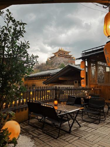 Shangri-La House | 格桑藏驿藏家小院