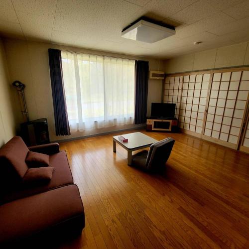 Engaru Apartment | 民宿やまのほ