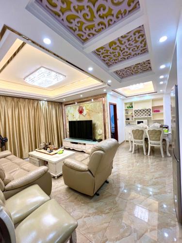 Longhua District Apartment | 深圳龍華窩潮公寓/直達福田口岸