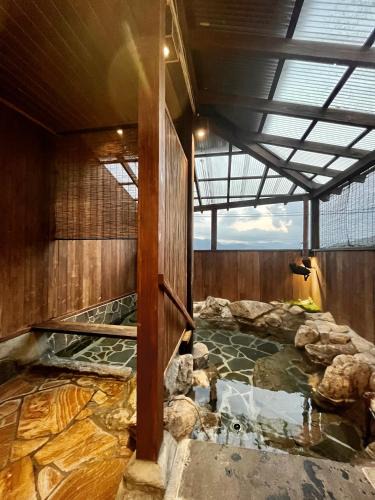 Yufuin Onsen House | 湯布院我楽珍民泊Yufuin Garakuchin