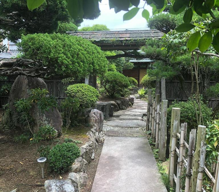 Kanonji House | 茶室 吉野屋