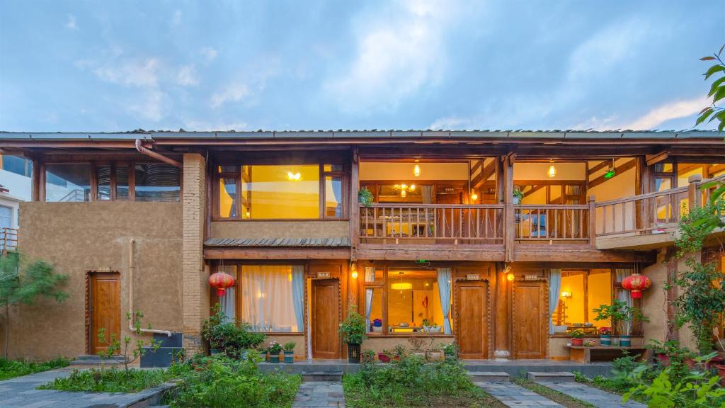 Shangri-La House | 贡卡桑姆观景精品客栈