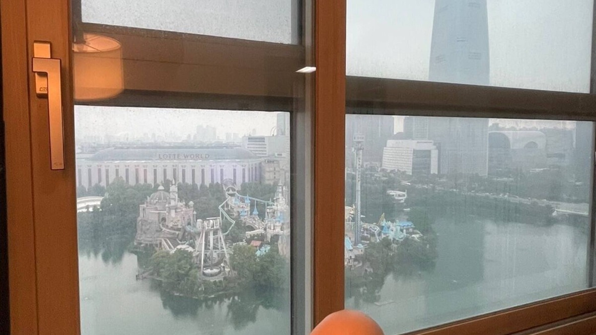 Songpa Apartment | 롯데월드 타워 호수n4면통창+정면꽉찬 뷰n흔하지않은주차지원n전기차 O