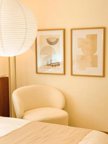Yeonnam-dong Apartment | 연남동,경의선숲길,홍대입구2번출구,올리브영,연세대,세브란스병원,2룸3베드,Ak홍대쇼핑,짐보관