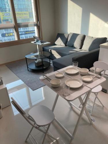 Namyangju Apartment | 자이 레지던트 하우스 다산역 1분