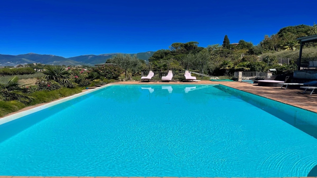 Spoleto Villa | 0.7 kms to central Spoleto. Car not essential. Rome 1 hour