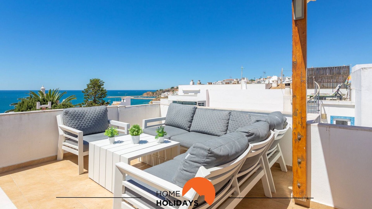 Albufeira Old Town Ski Chalet | #086 Fish House by Home Holidays