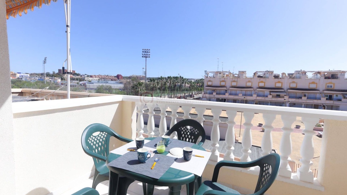 Santa Pola Apartment | 099 - Parque y playa 007 - comfortHOLIDAYS
