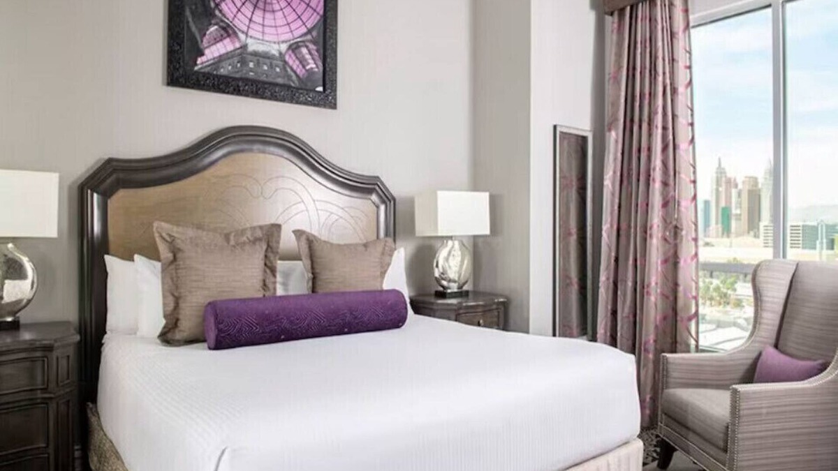 Las Vegas Apartment | 1 & 2 Bed Suites Resort Style Near Strip