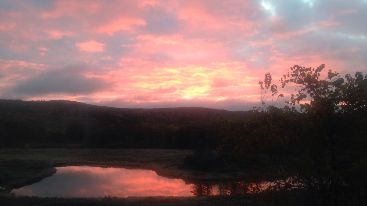 Milford House | 1/2 Mile from Dreams Park, 17 miles to All Star Village, 5 to Cooperstown