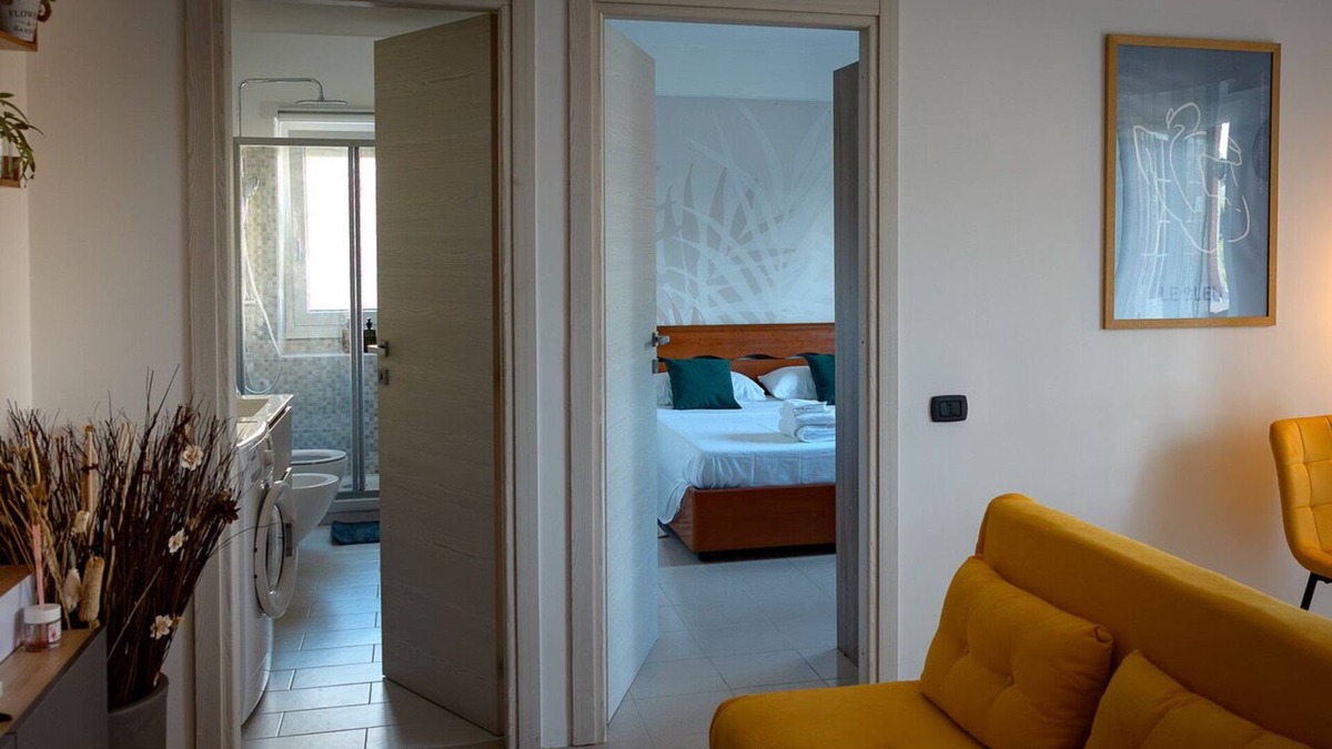 Ciampino Apartment | 1.5 km from Ciampino train station, cozy and very comfortable.