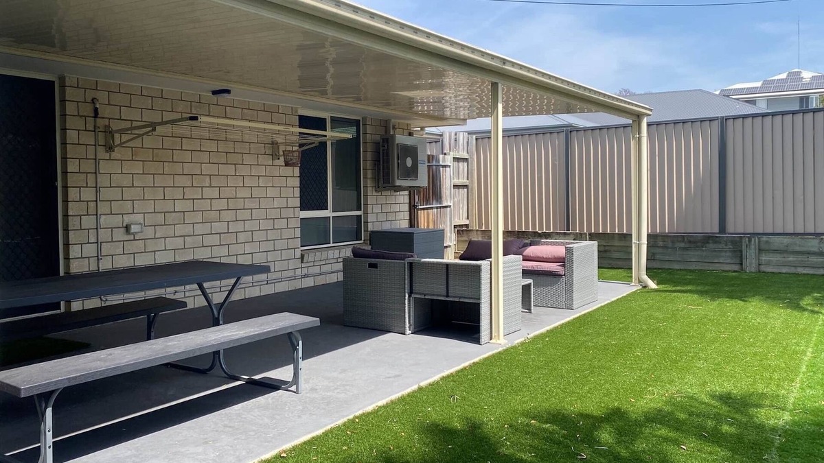Acacia Ridge Apartment | 1 Bdr Apt! Private Garden! Covered Parking! 12BS1