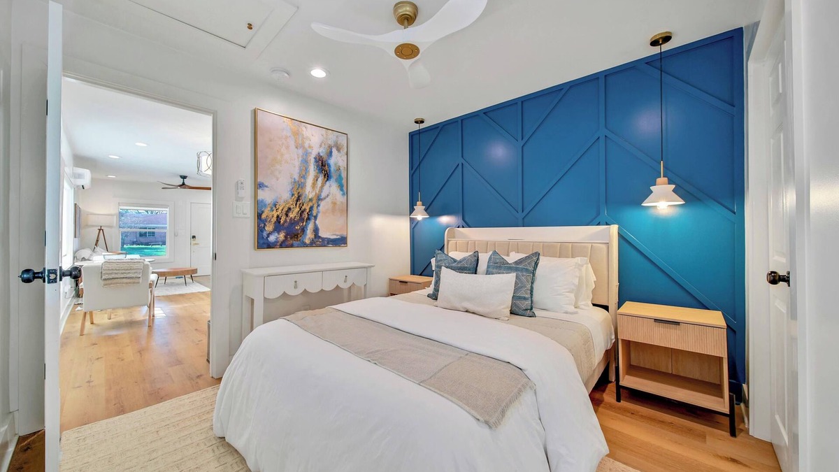 Houston House | 1 Bed/1 Bath 4 Miles from IAH/Kingwood/Humble