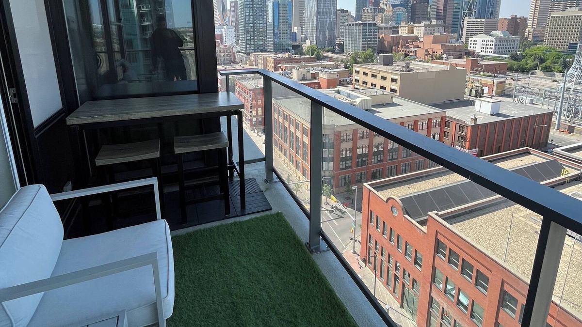 East Village Apartment | 1 Bed 1 Bath in a Modern Apartment