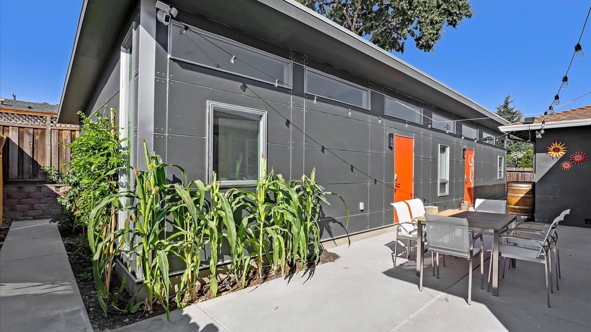 San Ramon House | 1 bed 1 bath king bed private unit kitchenette