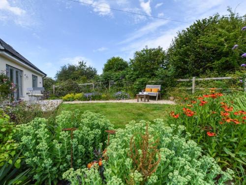 Torrington House | 1 Bed in Great Torrington 89636