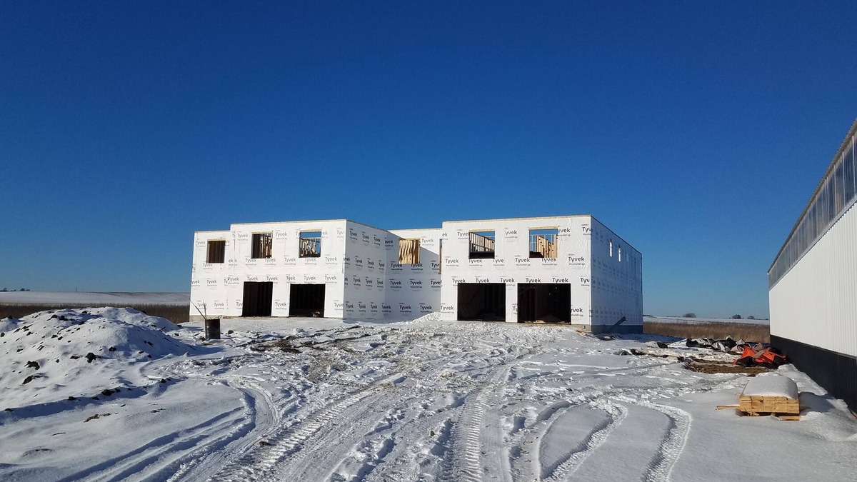 Waunakee House | 1 Bedroom 1 Bath Suite in Villa, Rural WI setting close to Madison!