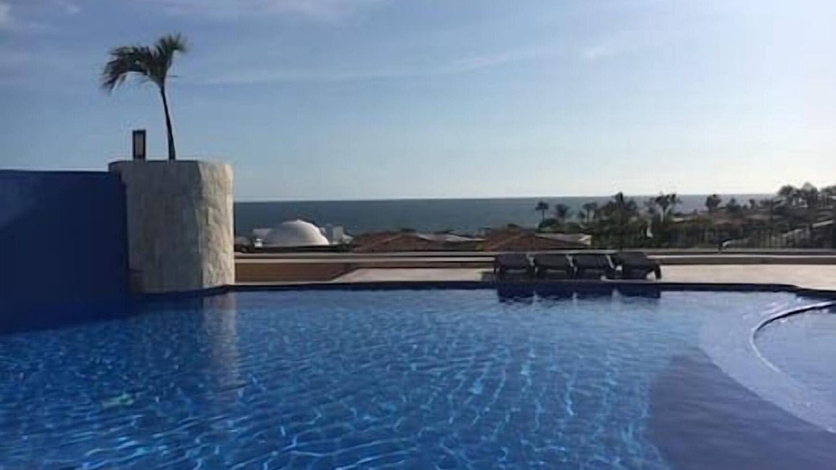 Los Cabos Hotel | 1 BEDROOM, 2 BEDS, SLEEPS 4, ON MARINA-GREAT VIEWS