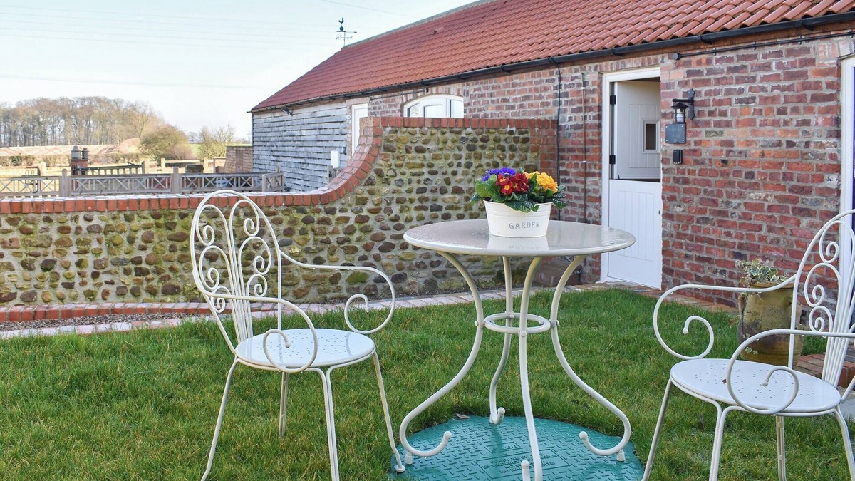 Scruton Cottage | 1 bedroom accommodation in Scruton, near Northallerton