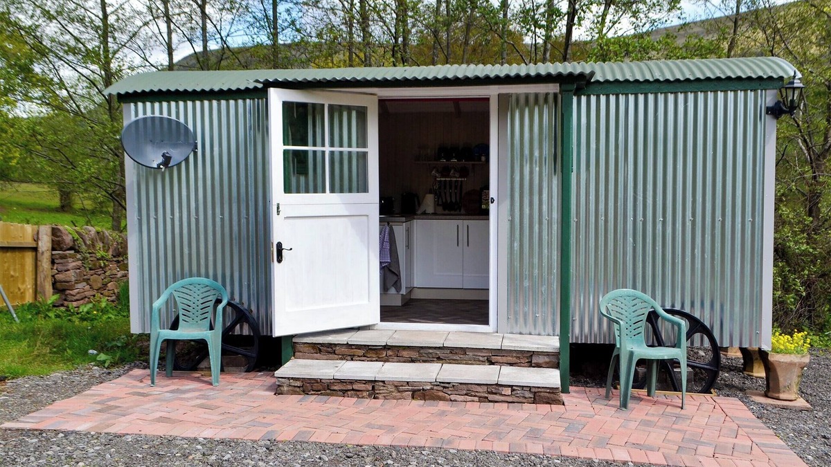 Llanthony Cottage | 1 bedroom accommodation in Cwmyoy, near Abergavenny