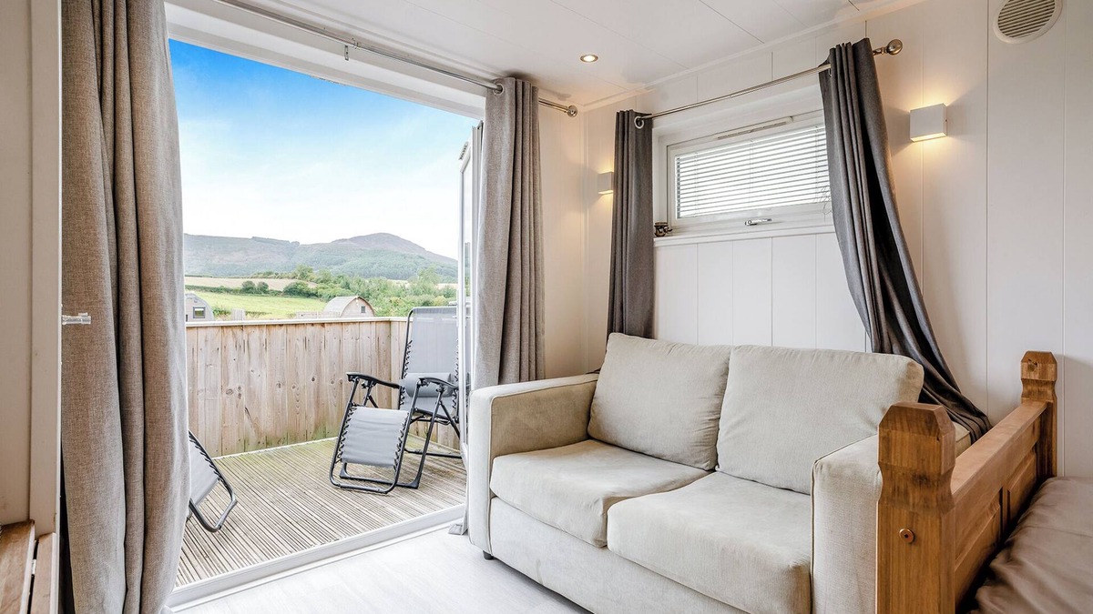 Carlton-in-Cleveland Ski Chalet | 1 bedroom accommodation in Great Busby