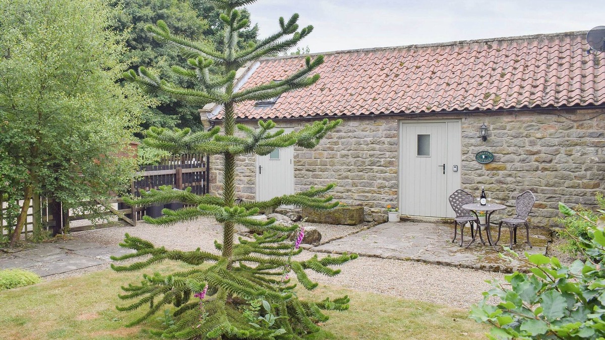 Scarborough Cottage | 1 bedroom accommodation in Harwood Dale, near Scarborough