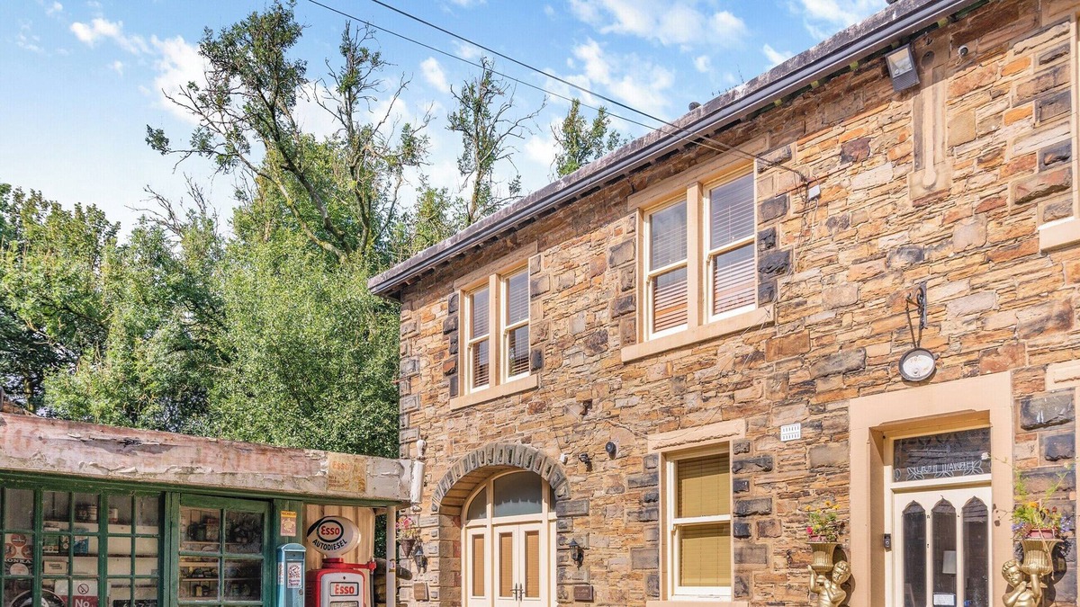 Accrington Cottage | 1 bedroom accommodation in Accrington