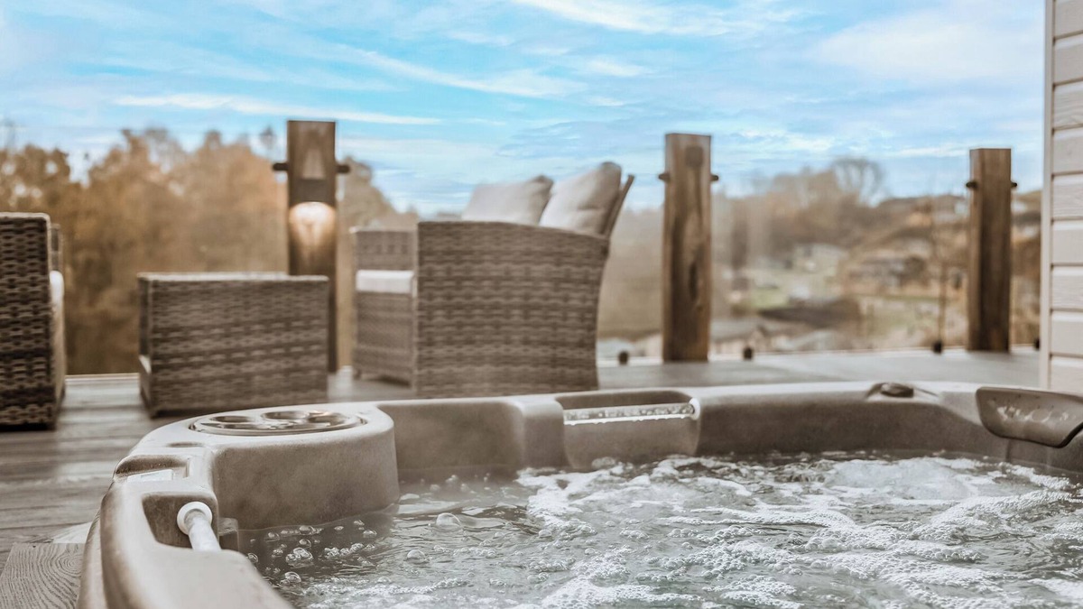 Bridgnorth Ski Chalet | 1 bedroom accommodation in Bridgnorth
