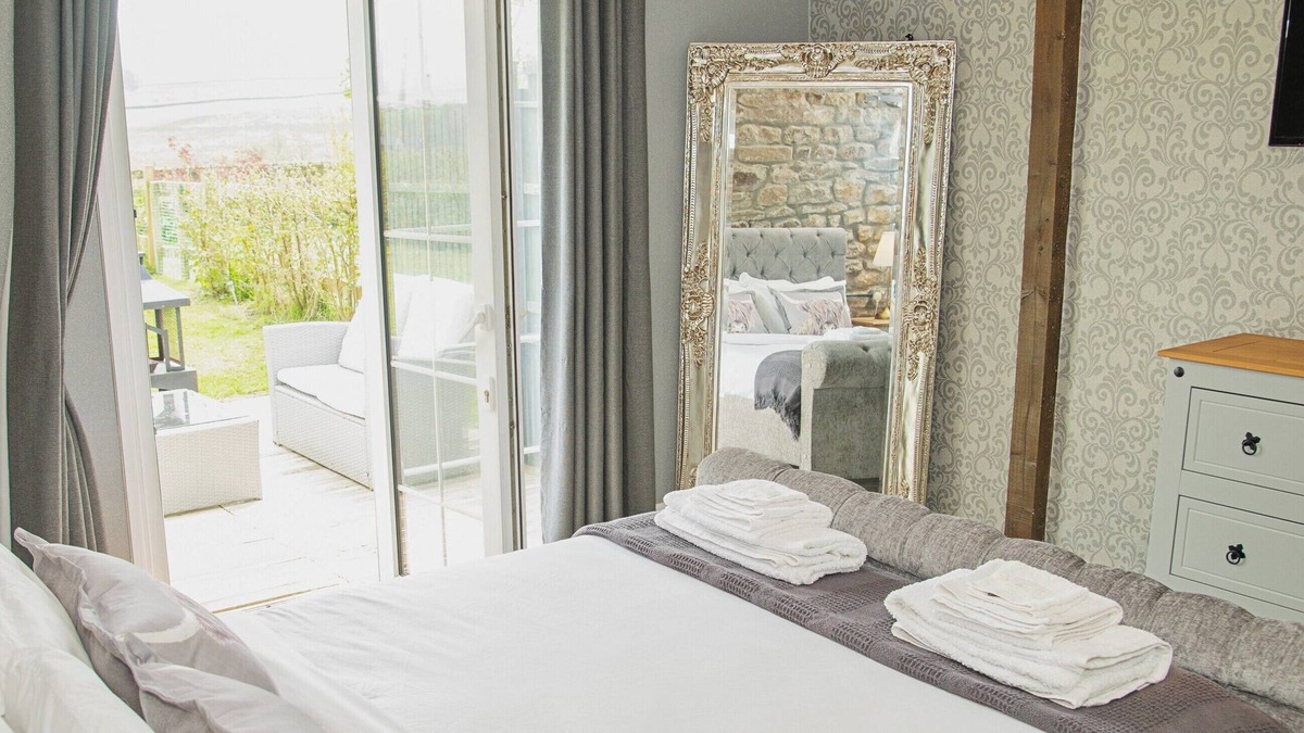Clitheroe Cottage | 1 bedroom accommodation in Lane Ends, near Bolton by Bowland