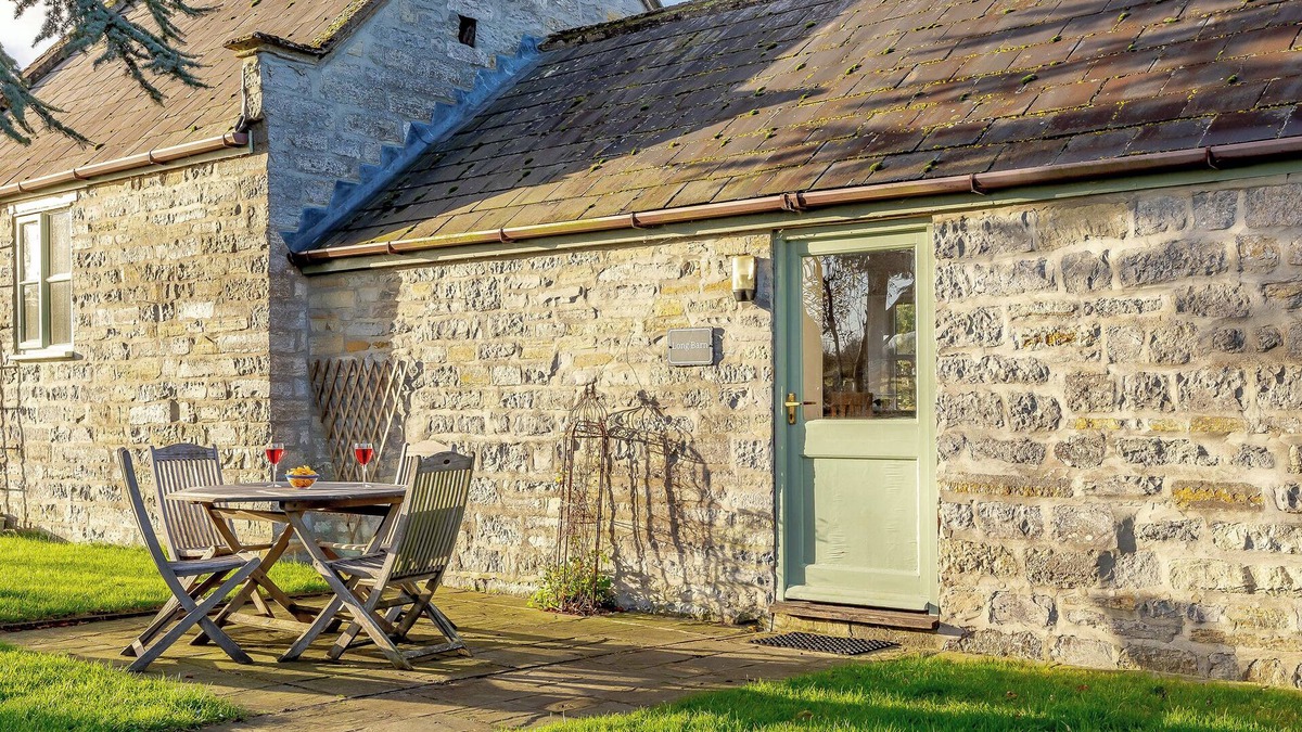 Muchelney Cottage | 1 bedroom accommodation in Langport, near Somerton