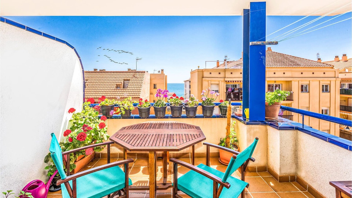 Mezquitilla Apartment | 1 bedroom accommodation in Algarrobo