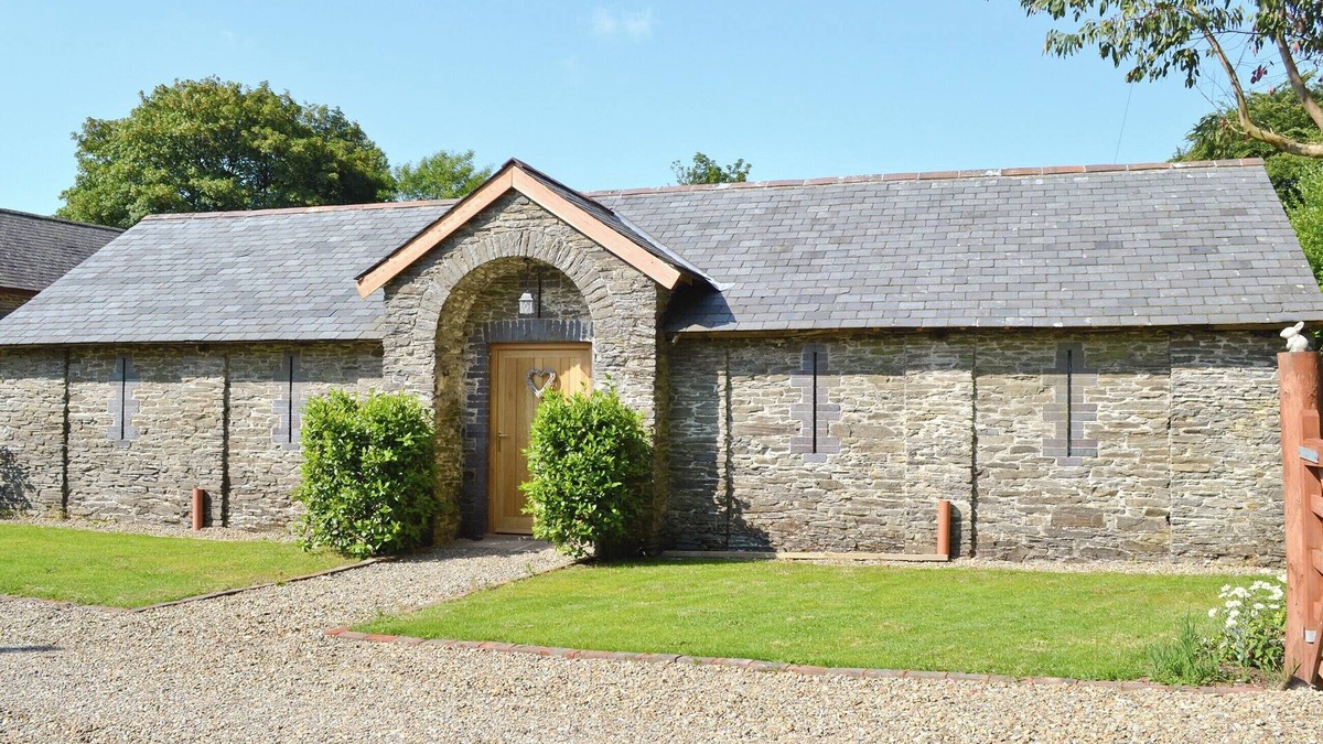 Ysbyty Ystwyth Cottage | 1 bedroom accommodation in Pont-Rhyd-y-Groes, near Ystrad Meurig