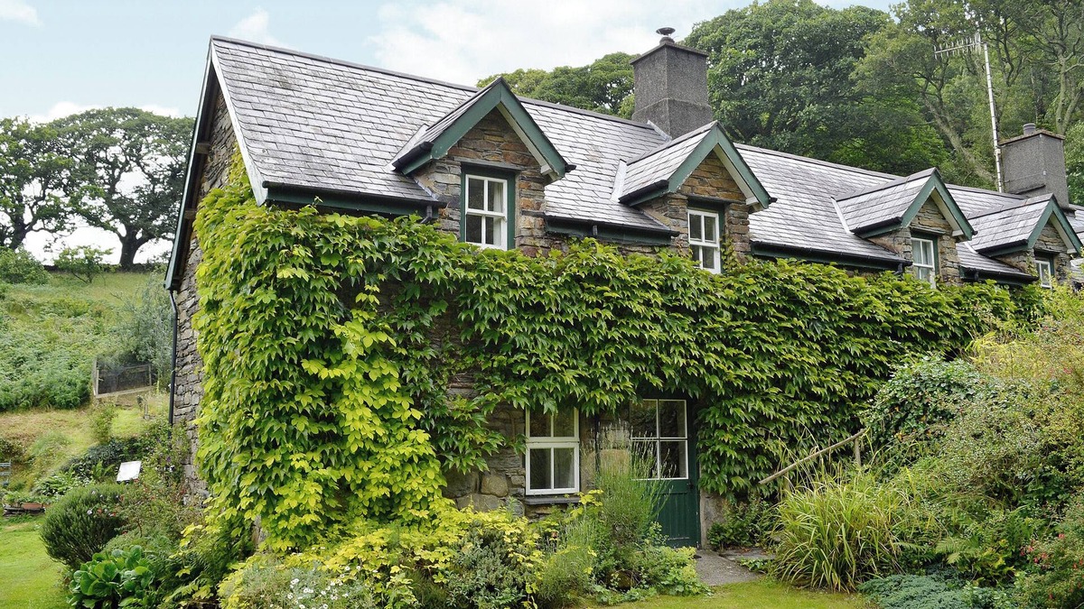 Arthog Cottage | 1 bedroom accommodation in Arthog, near Dolgellau