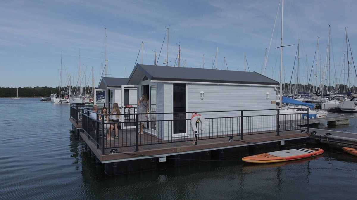 Hamble-le-Rice Cabin | 1 bedroom accommodation in Hamble