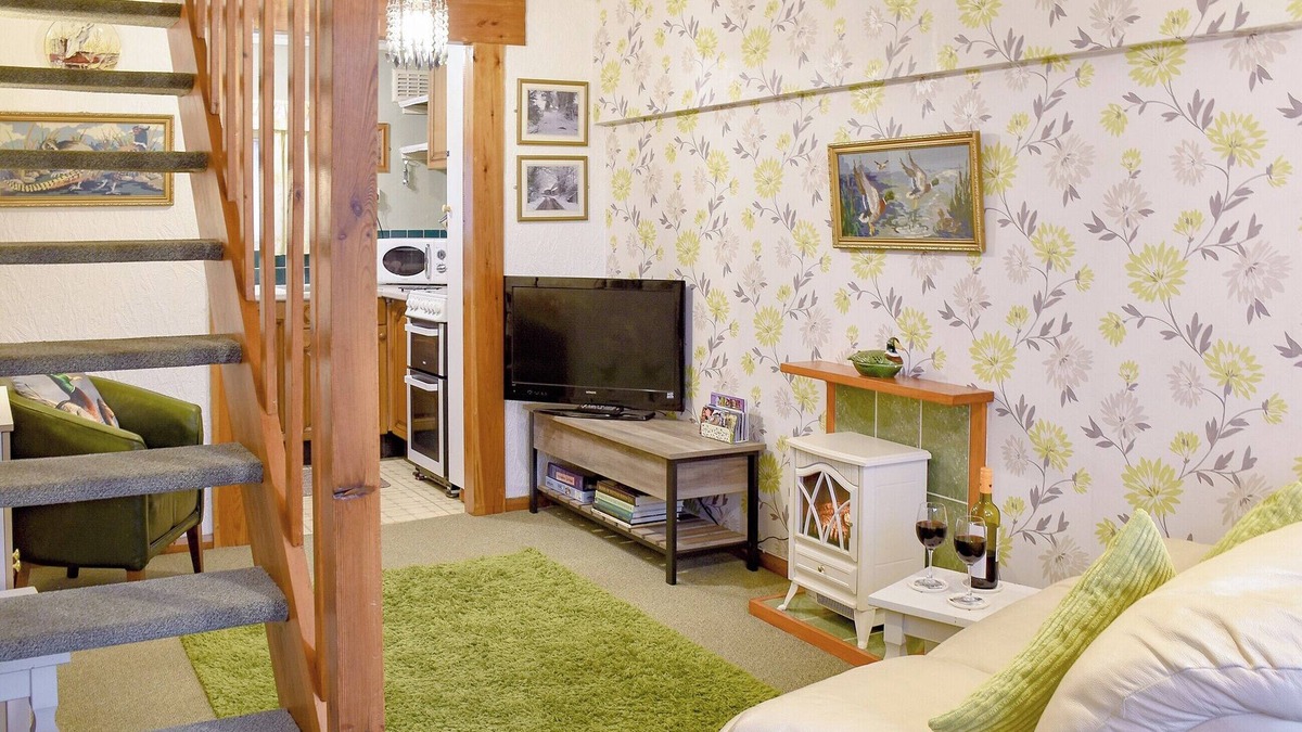 Irstead Cottage | 1 bedroom accommodation in Ludham