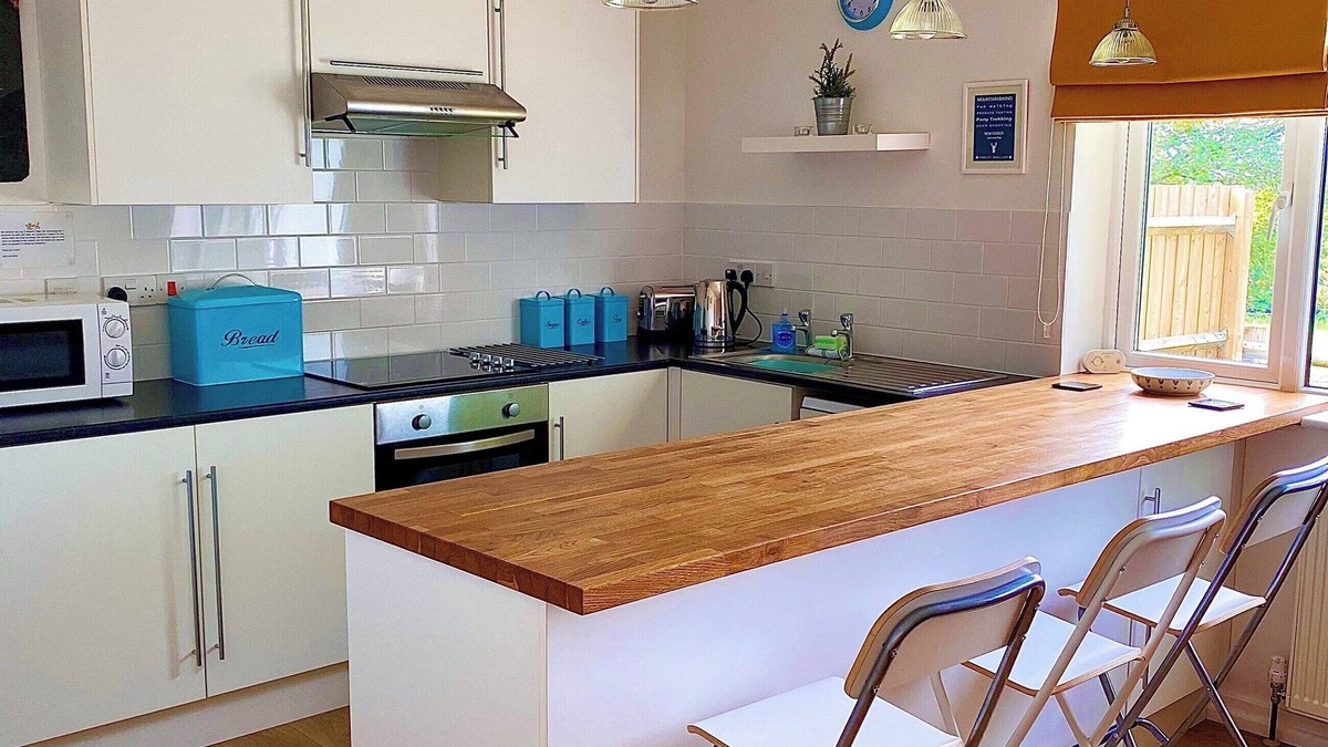 New Forest District Cottage | 1 bedroom accommodation in North Gorley, near Fordingbridge