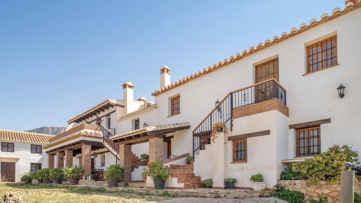 Alfarnatejo Apartment | 1 bedroom amazing apartment in Periana