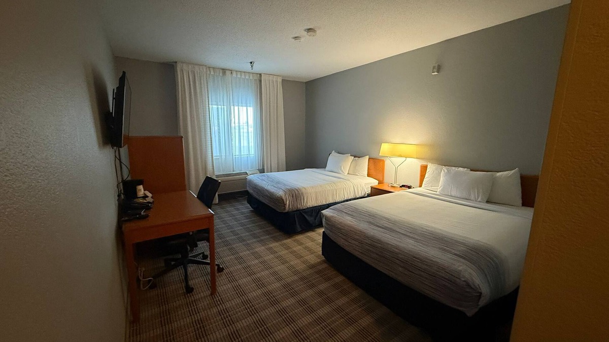 Minot Apartment | 1-bedroom apartment in beautiful Minot by the Dakota Square Mall.