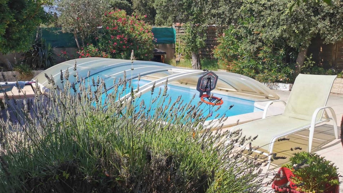 Tresques Apartment | 1 Bedroom Apartment in Tresques