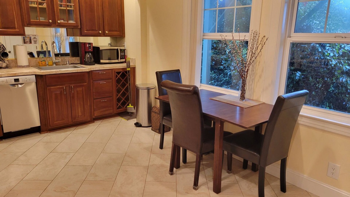 Bouvet Island Apartment | 1 Bedroom Apt, 15 min to downtown SF, easy parking, no day/time restriction.