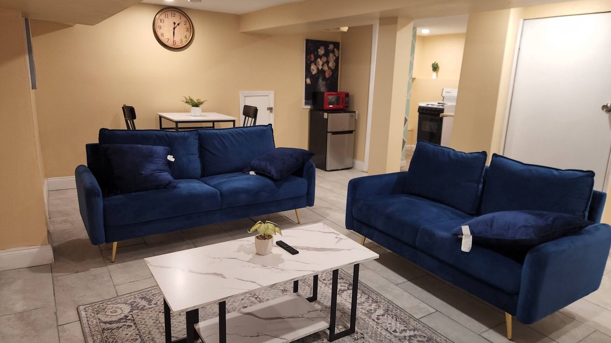 Weequahic Apartment | 1-bedroom Apt in the heart of Newark,just minutes from NYC&Newark Airport