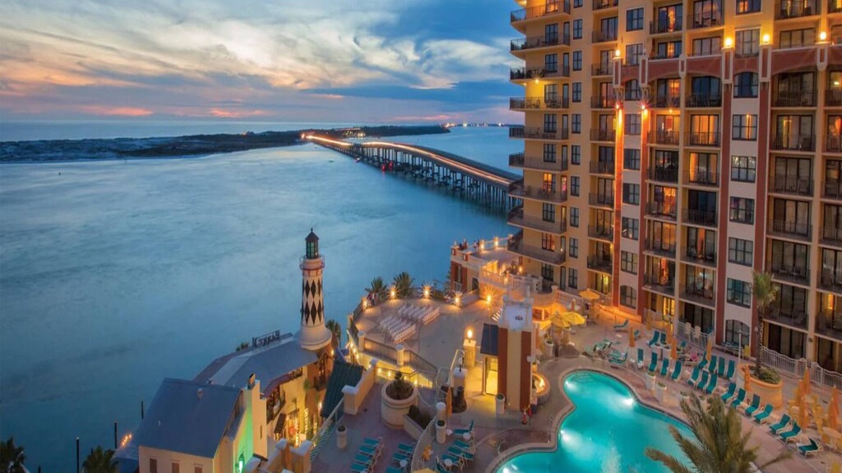 Destin Resort | 1 Bedroom at Wyndham Emerald Grande, Destin Beach!