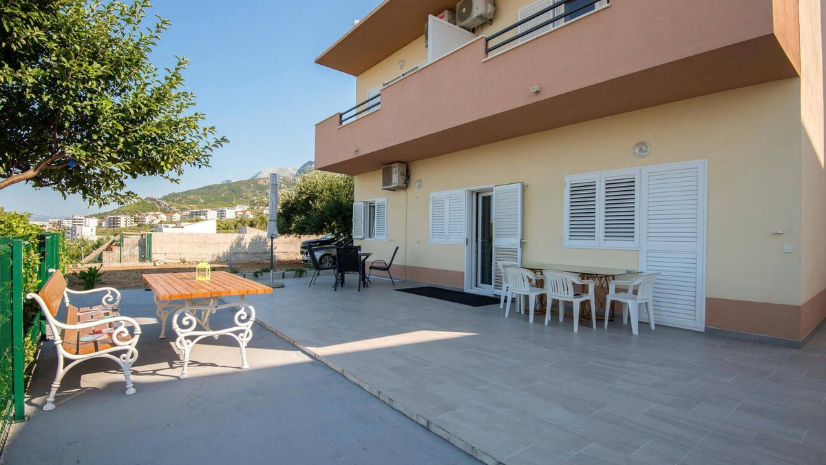 Makarska Apartment | 1 bedroom awesome apartment in Makarska