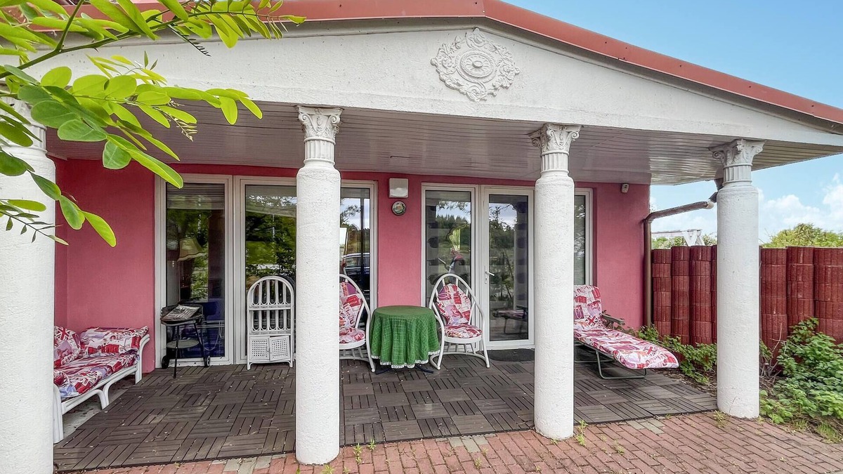 Nowe Warpno House | 1 bedroom awesome home in Nowe Warpno